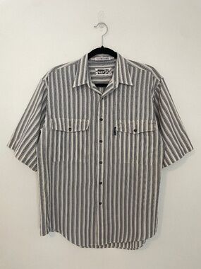Vintage Levis Silver Label Button Down Blue Striped Short Sleeve Shirt, Mens M